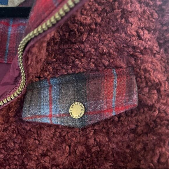 Pendleton sherpa plaid lined retro fuzzy fleece  burgundy Jacket Small - Picture 4 of 7